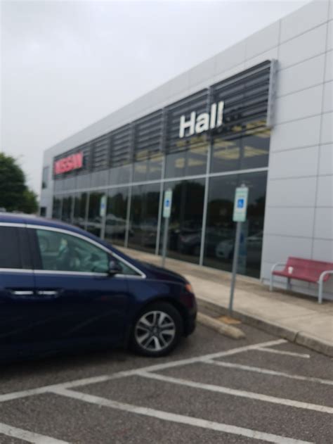 Hall Nissan Va