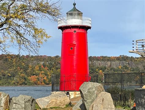 Red Lighthouse